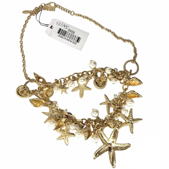 NEW Traci Lynn Nautical Seashell Starfish Necklace - Picture 3 of 4